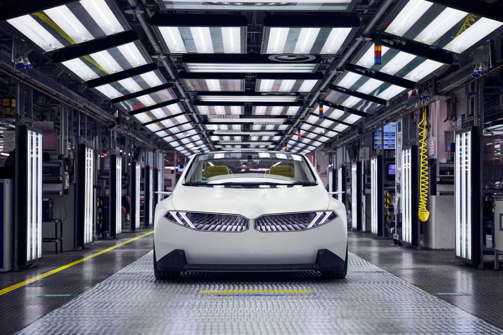 BMW delays brand shapers until 2029 after €10bn Neue Klasse bet