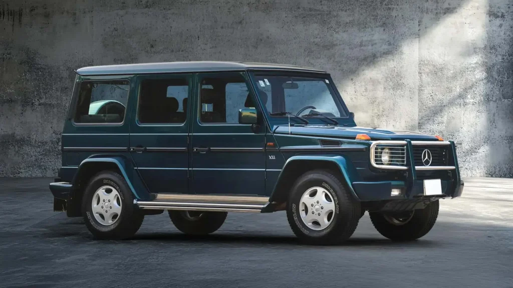 446-Unit Mercedes 500 GE V8 AMG Sells for $143,000